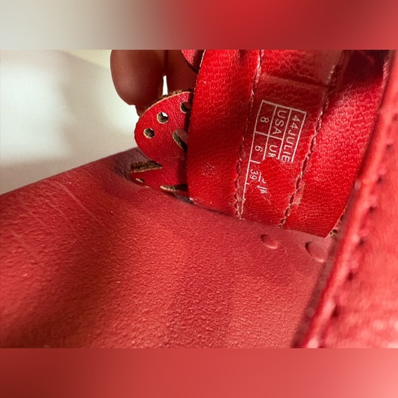 Vionic Julie sandals red size 8 floral ortho thong with straps - Picture 8 of 9